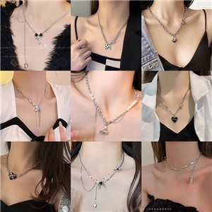 Baroque Pearl Necklace Jewelry Women's Versatile Wholesale Niche Design Beaded Clavicle Chain Dopamine Accessories New Arrivals