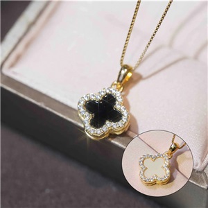 broadcast fashion new four-leaf clover necklace femininity girls high-end sense double-sided shell clavicle chain