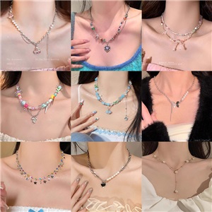 Sweet and cool style pearl love necklace women's all-match niche design high-end clavicle chain temperament hot girl accessories necklace