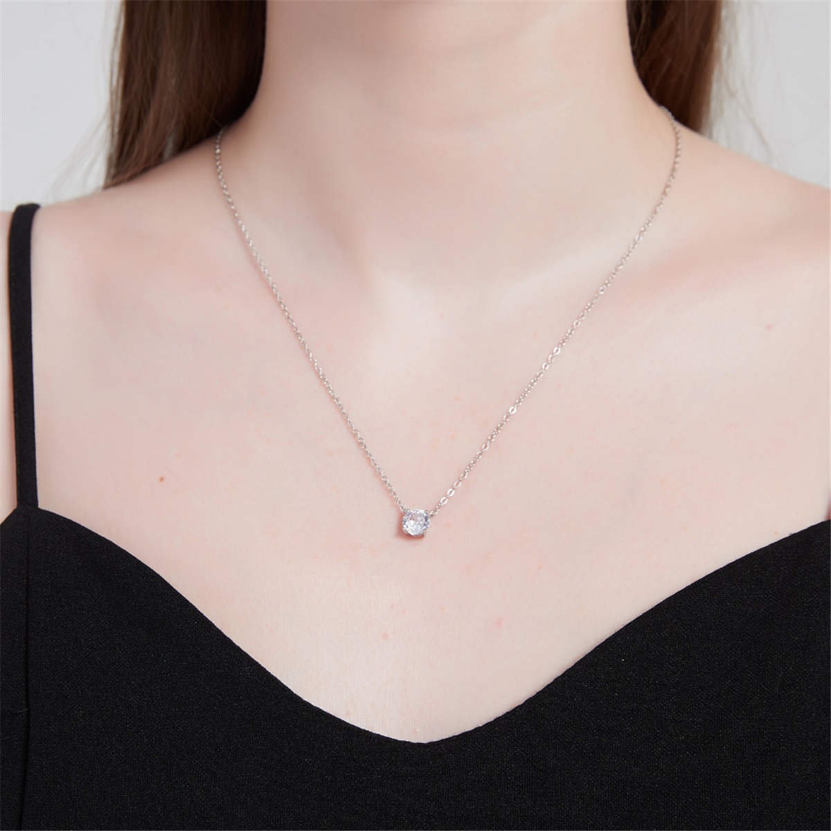 18K Gold Plated Crystal Solitaire 2 Carat (8mm) CZ Dainty Choker Necklace