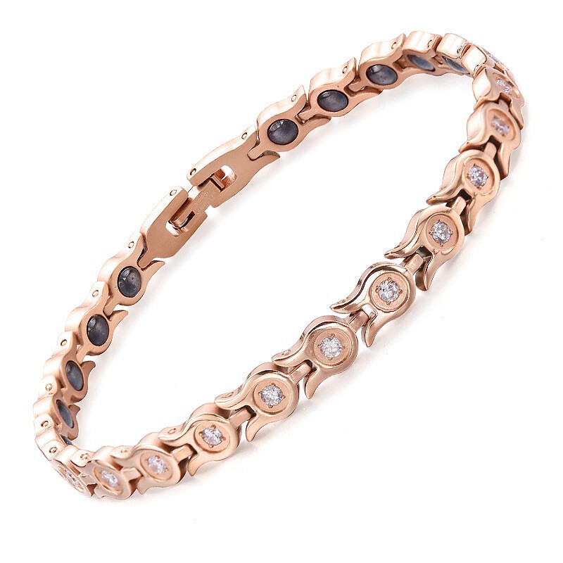Women's fashion flagon inlaid diamond magnet titanium steel bracelet Japanese and Korean stainless steel popular bracelet
