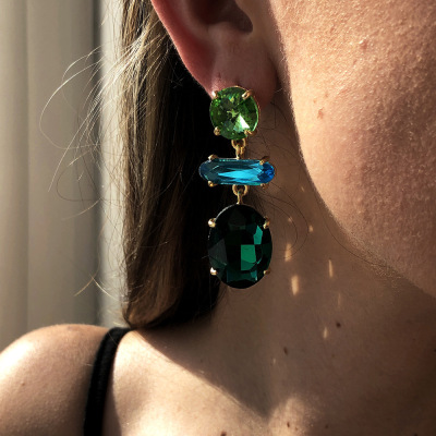 Original Statement Contrast Color Earrings