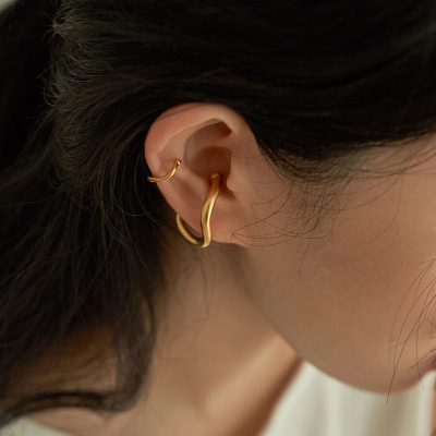 Simple Chic Solid Color Normcore Earrings