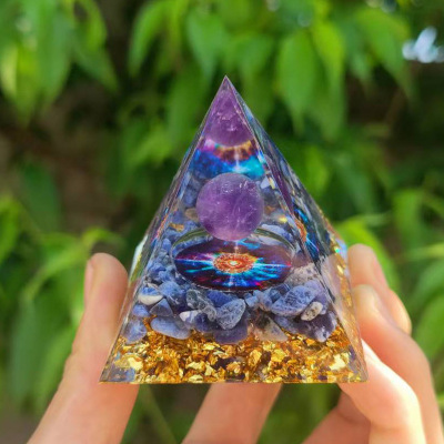 explosion models pyramid crystal gravel pyramid epoxy resin home car handmade decoration