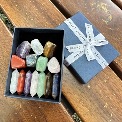 Natural stone crystal hexagonal column double-pointed set Chakela chakra colorful irregular 7 combination gift box